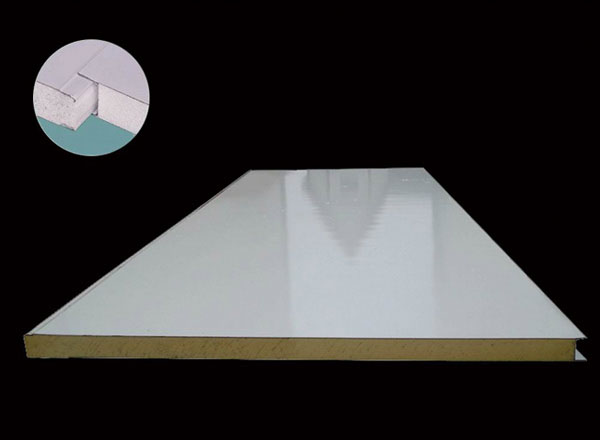 硬質聚氨脂彩鋼夾心板